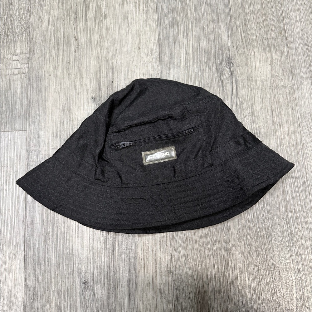 Iceberg Black Bucket Hat